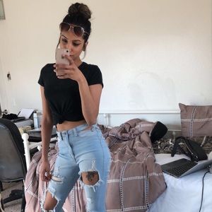 Meet your Posher, Sarb